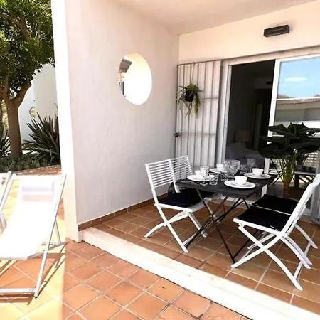 Small Oasis Apartament Manilva